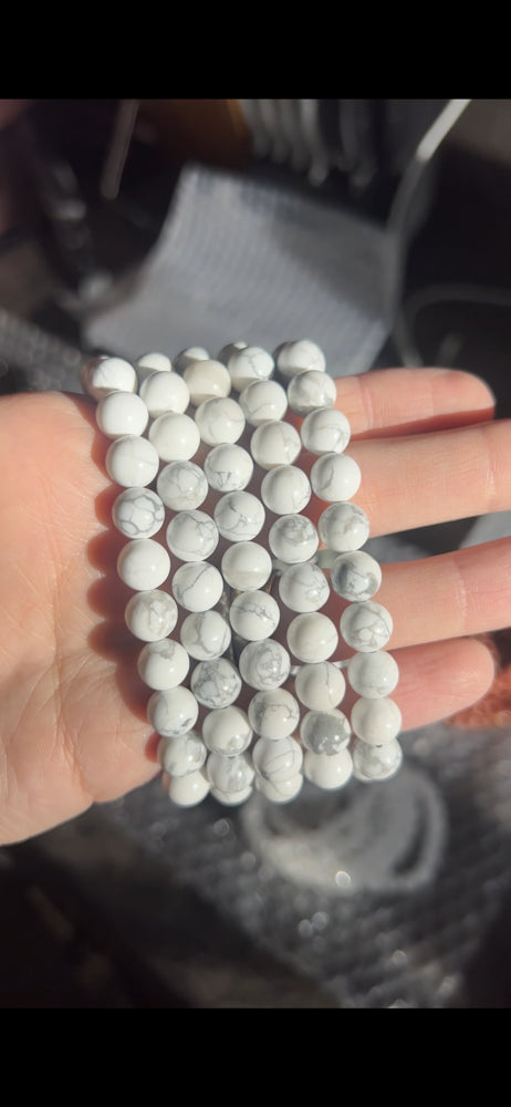 Howlite 8mm bracelet