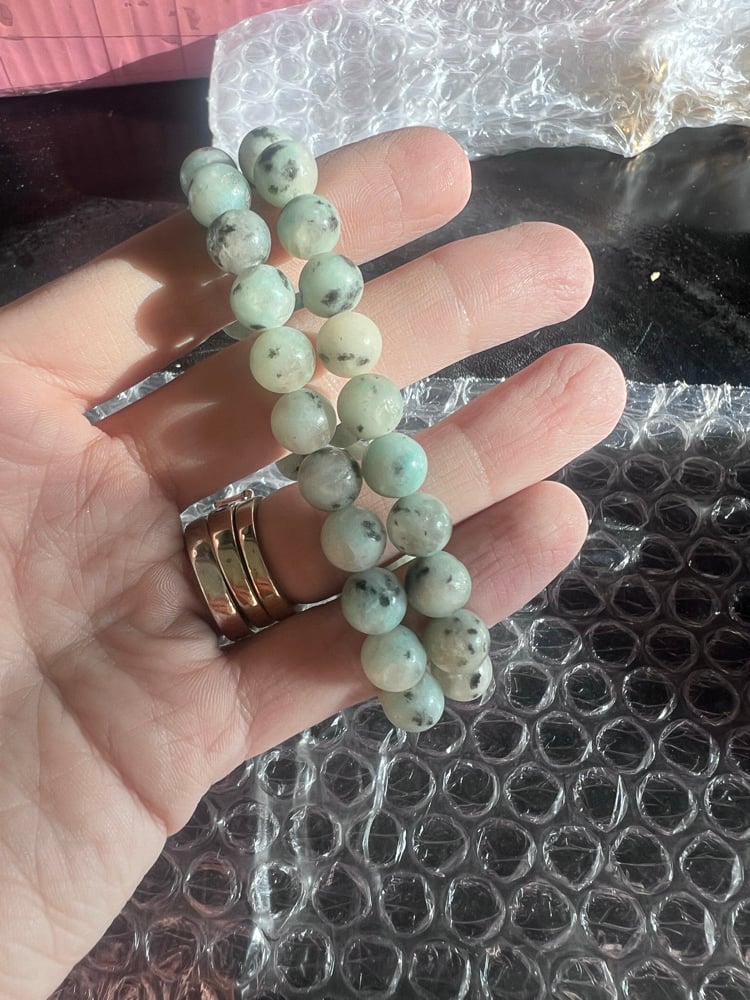 Kiwi Jasper 8mm Bracelet